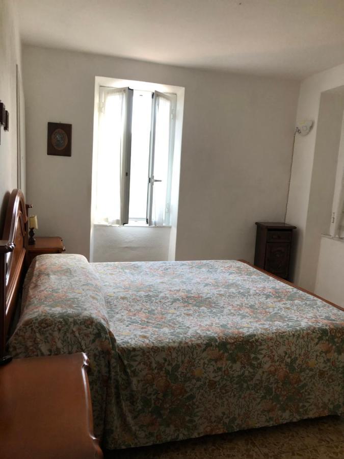 Apartamento Bilocale Mirella Carro Exterior foto